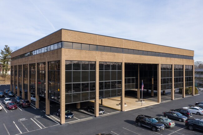 Plus de détails pour 830 Morris Tpke, Short Hills, NJ - Coworking à louer