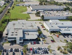 2270 Argentia Rd, Mississauga, ON for lease Building Photo- Image 2 of 4
