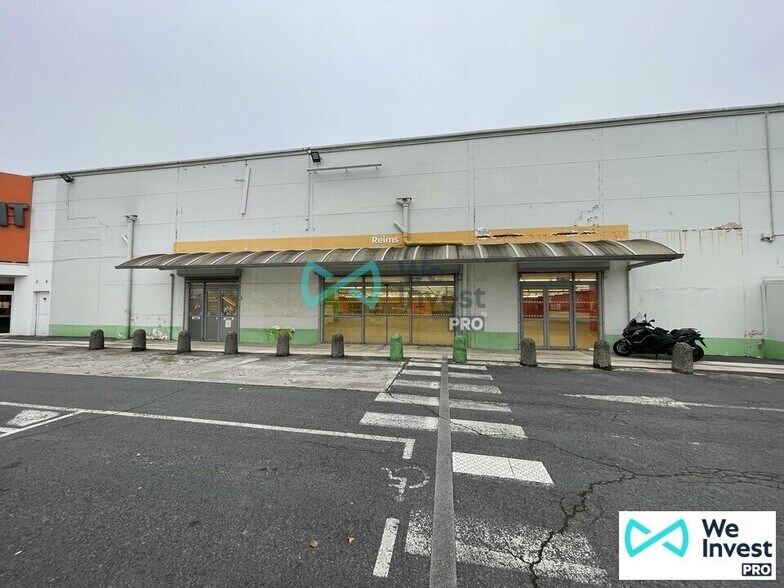Retail in Reims for lease - Building Photo - Image 3 of 9