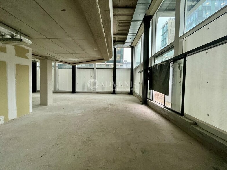 2026 Boulevard De La Défense, Nanterre for lease - Building Photo - Image 2 of 12