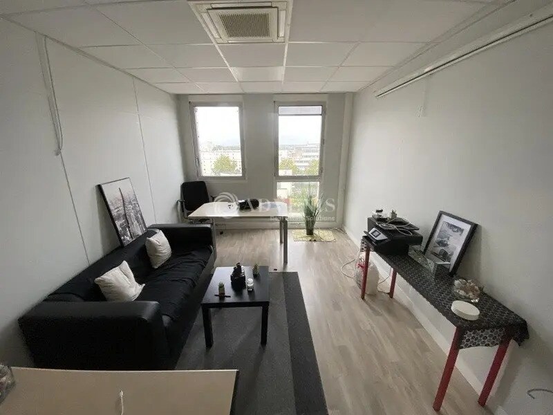Bureau dans Montigny-le-Bretonneux à vendre Photo intérieure- Image 1 de 6