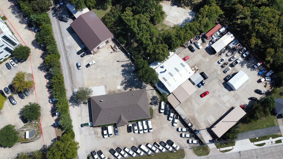 6812 Avenue K, Plano, TX à louer - Photo du bâtiment - Image 3 de 55