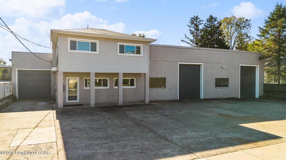 36 Atherton Ave, Wyoming, PA à vendre - Photo du bâtiment - Image 2 de 34