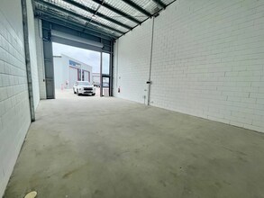 4 Colony Cl, Tuggerah à louer Photo intérieure- Image 2 de 5