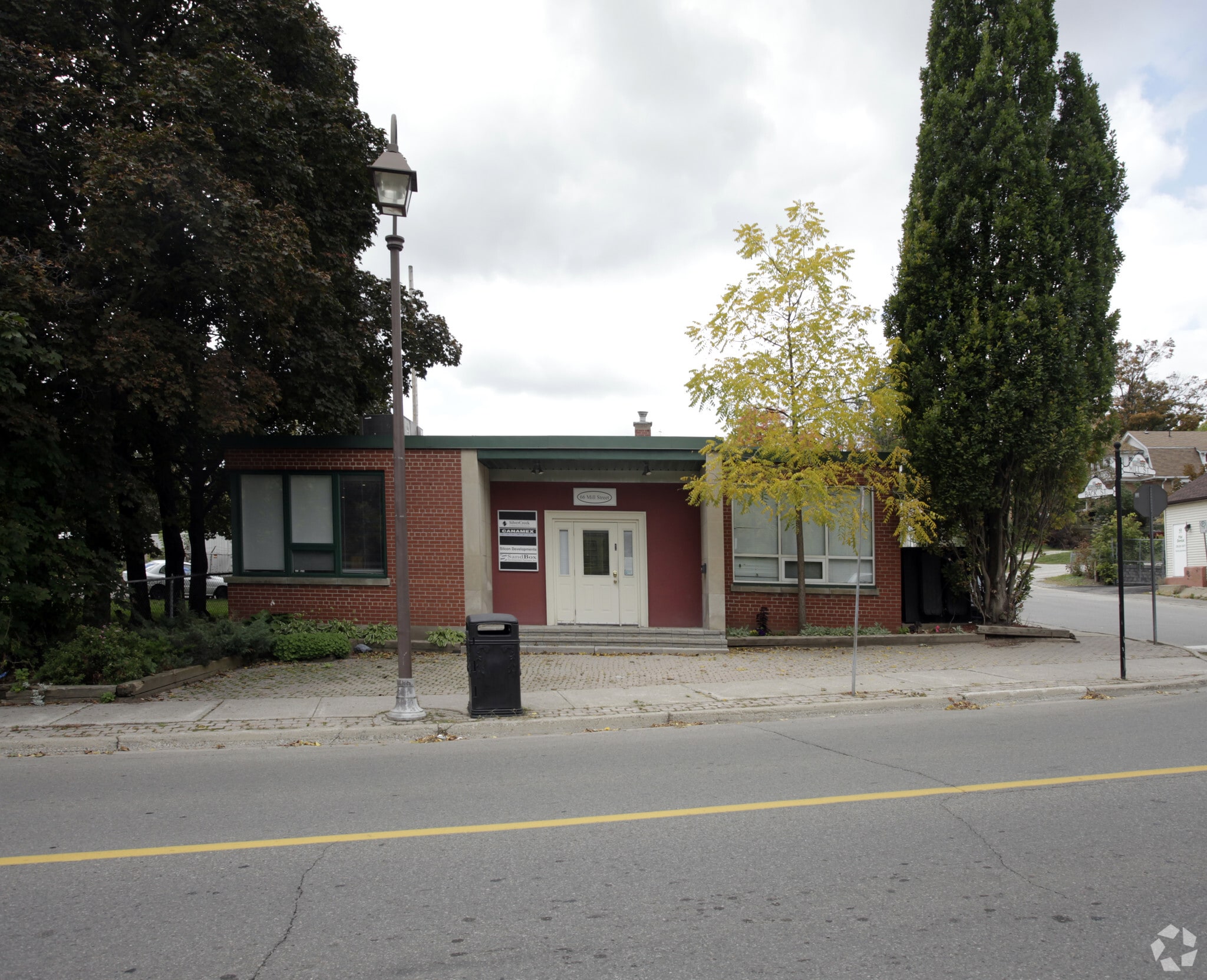 66 Mill St, Halton Hills, ON à vendre Photo principale- Image 1 de 1