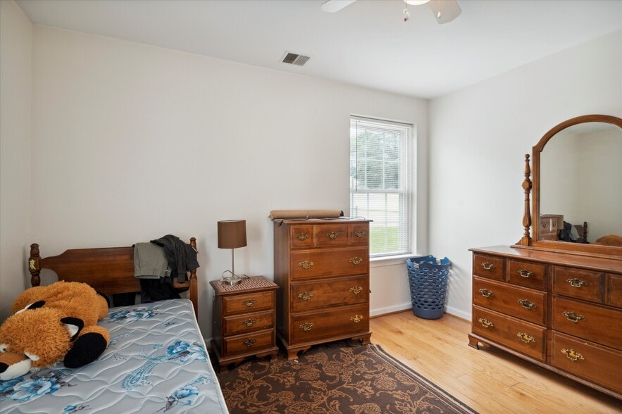 20 S Village Ave, Exton, PA à vendre - Photo du bâtiment - Image 3 de 62