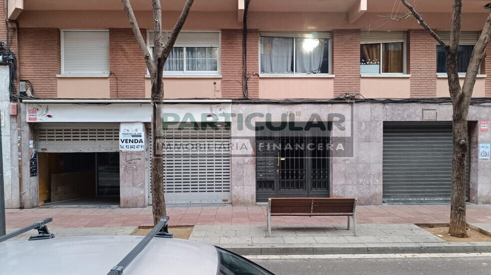 Carrer de Pere Sanfeliu, 19, Barberà del Vallès, Barcelona for sale - Building Photo - Image 2 of 5