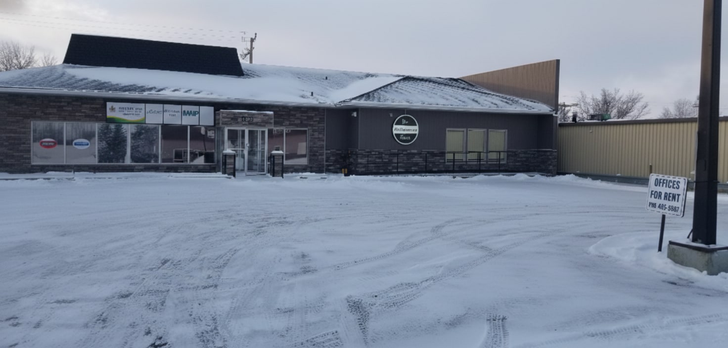 1001 Main Street, Kindersley, SK for sale Primary Photo- Image 1 of 11