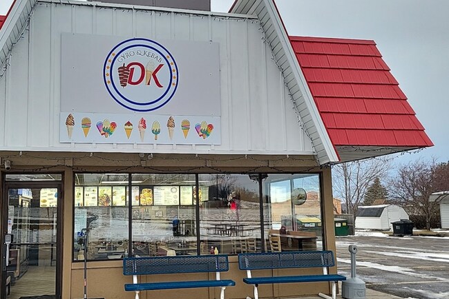 Plus de détails pour 31943 64th Ave, Cannon Falls, MN - Commerce de détail à vendre