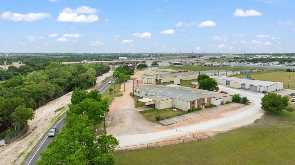 9450 RR 2243, Leander, TX à vendre - Photo du bâtiment - Image 2 de 14