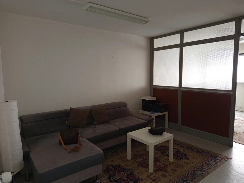 323 Rue De Belleville, Paris à vendre - Photo intérieure - Image 2 de 2