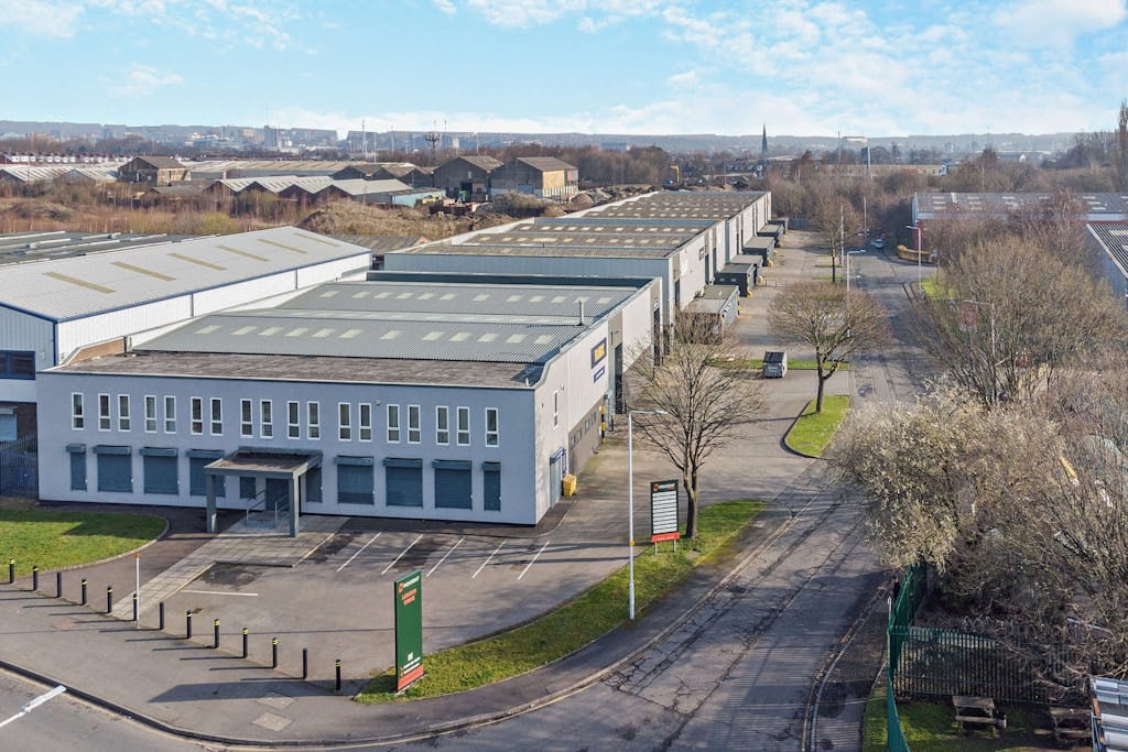 Lenton Dr, Leeds for lease Building Photo- Image 1 of 9
