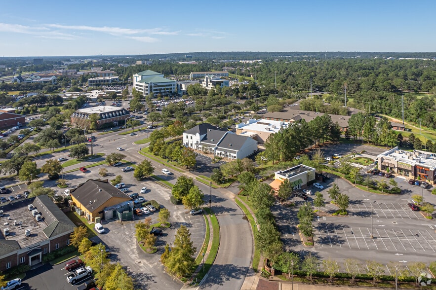 3700 Dauphin St, Mobile, AL for lease - Aerial - Image 2 of 7
