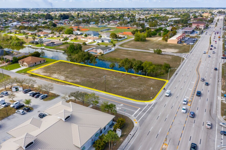 DEL PRADO VACANT LOTS!, Cape Coral, FL à vendre - Photo du b timent - Image 3 de 38