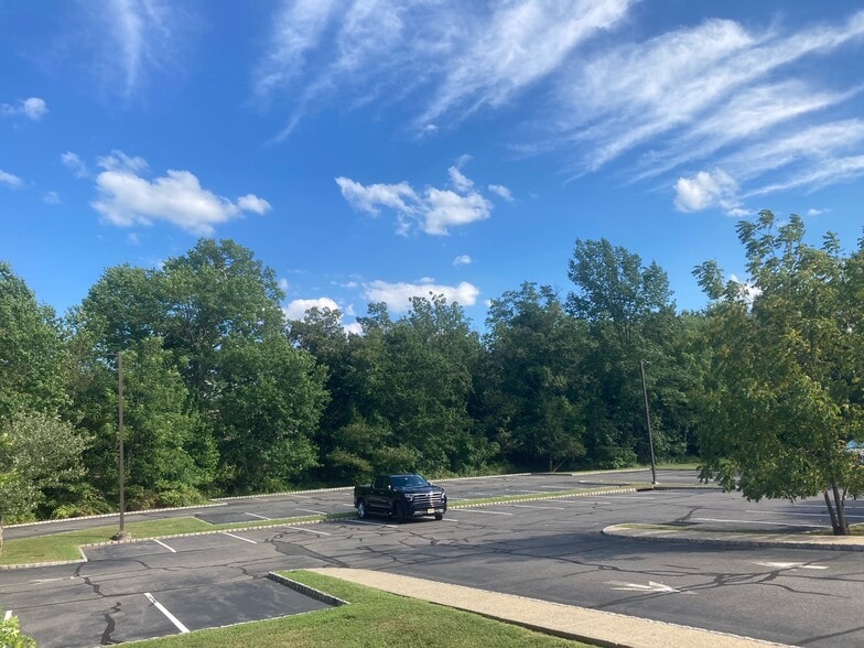 260 US Highway 202/31, Flemington, NJ for sale - Building Photo - Image 2 of 9