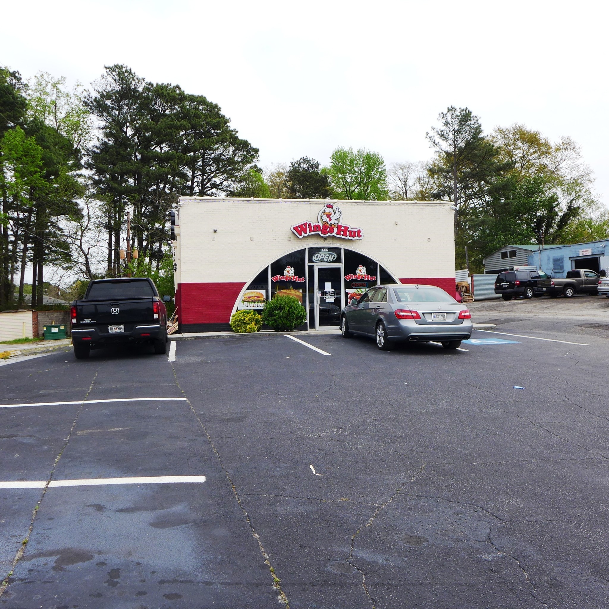 4652 Jonesboro Rd, Forest Park, GA for lease Primary Photo- Image 1 of 7
