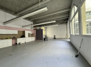 Flex in Aubervilliers for lease Interior Photo- Image 2 of 8