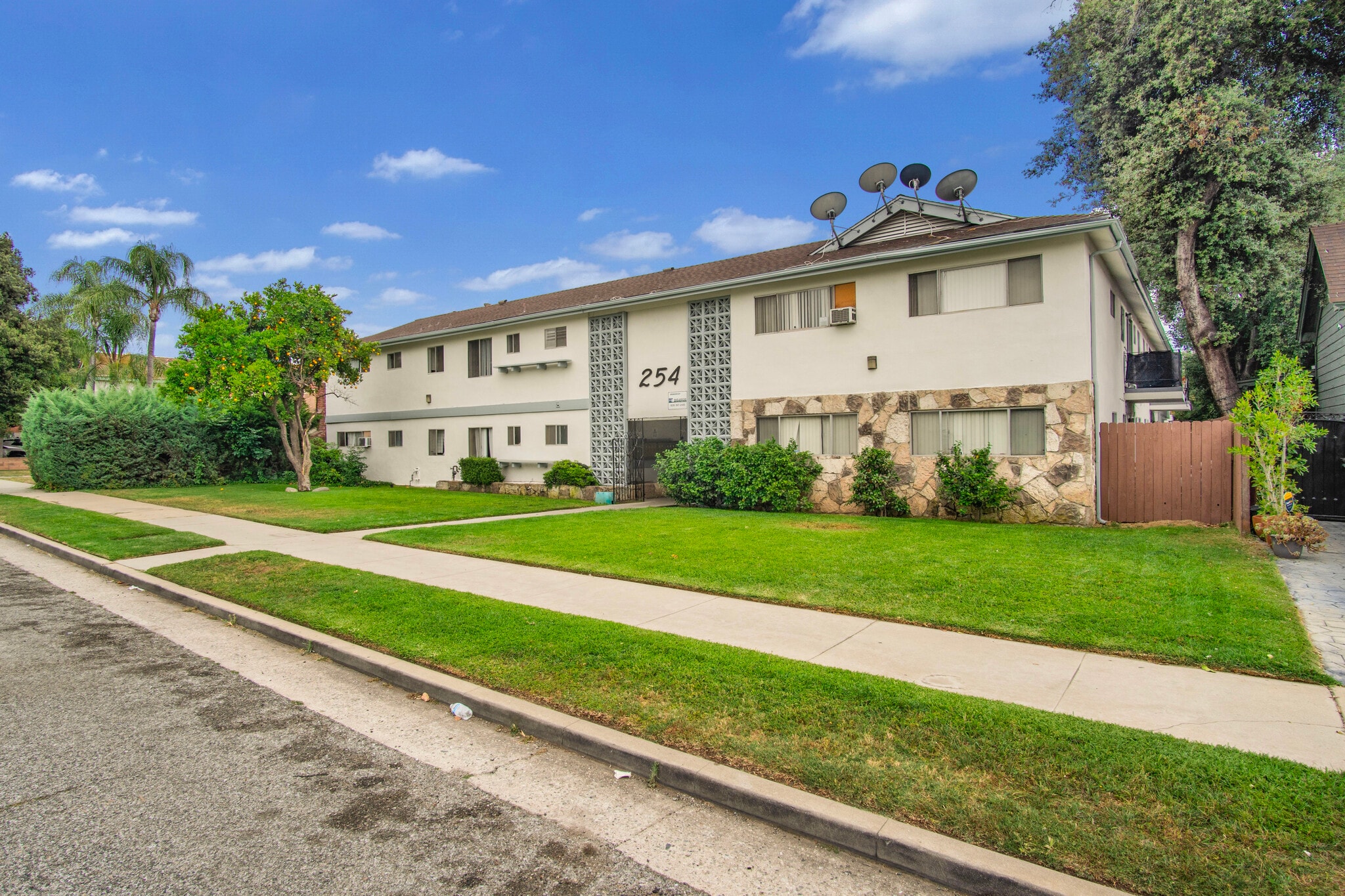 254 W Dexter St, Covina, CA for sale Building Photo- Image 1 of 24