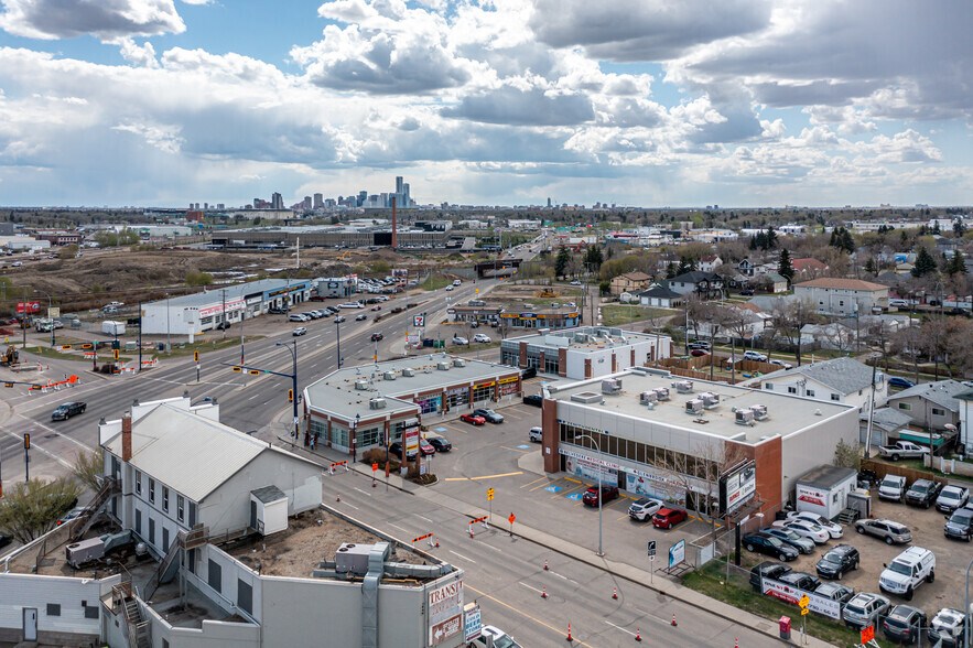 12720 66th St NW, Edmonton, AB à louer - Aérien - Image 3 de 11