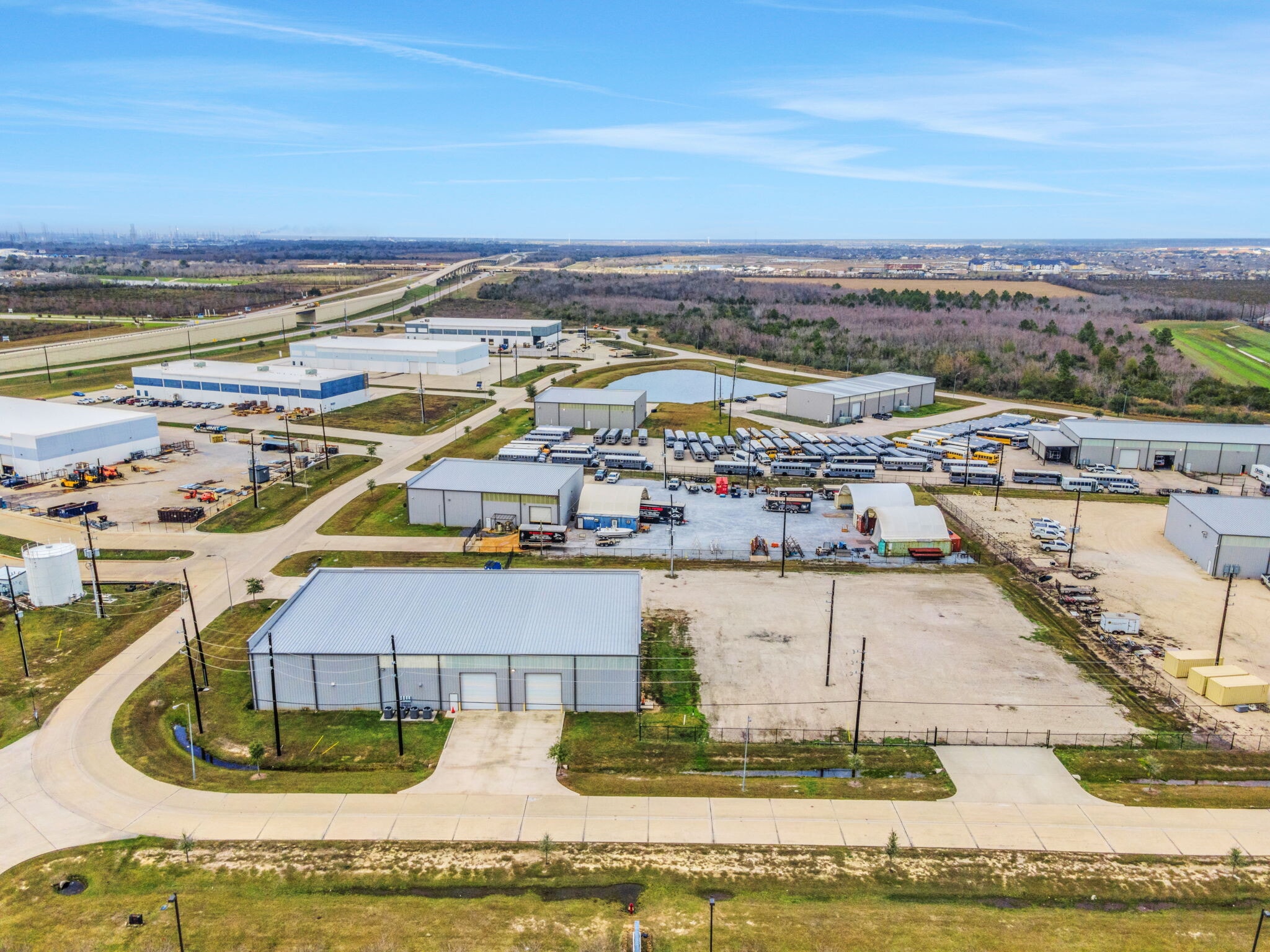 8110 Parkside Ave, Baytown, TX à louer Photo intérieure- Image 1 de 42