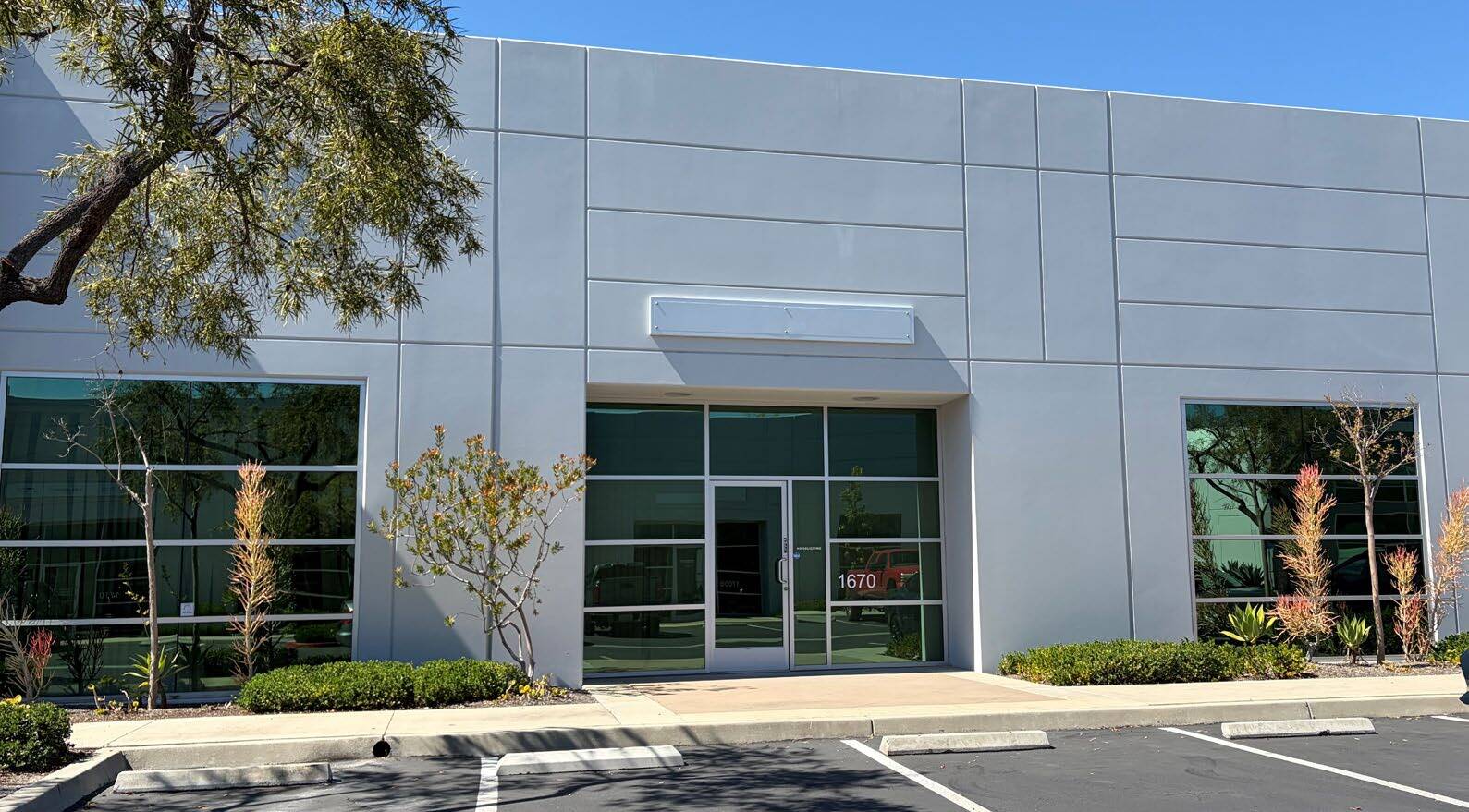 1660-1676 Ord Way, Oceanside, CA for lease Building Photo- Image 1 of 3