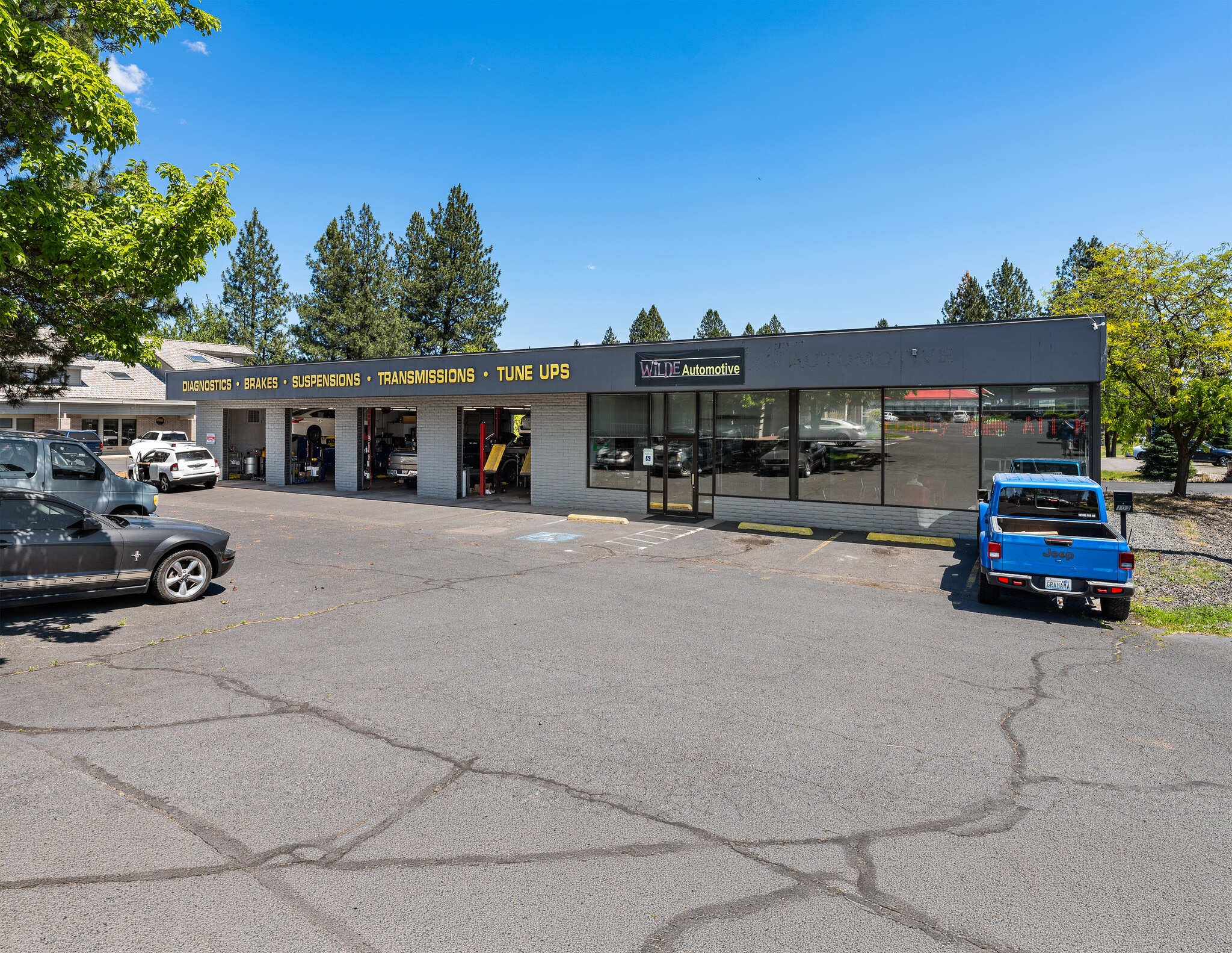 103 E Lincoln Rd, Spokane, WA à vendre Photo du bâtiment- Image 1 de 5