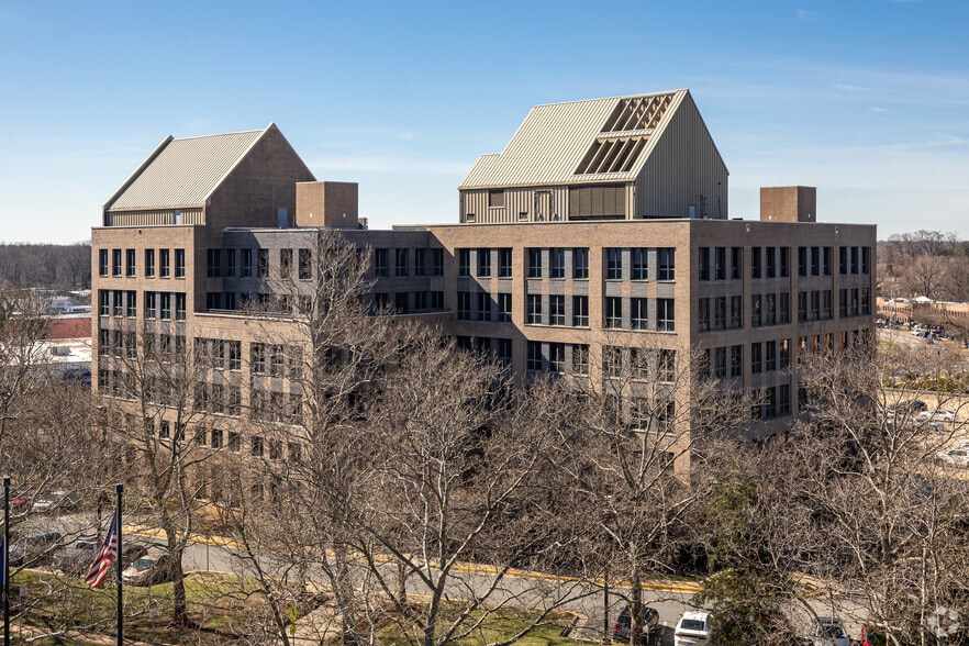 2751 Prosperity Ave, Merrifield, VA for lease - Building Photo - Image 3 of 37