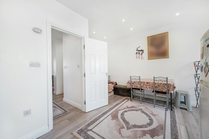 Empire Parade, London for sale - Building Photo - Image 2 of 12