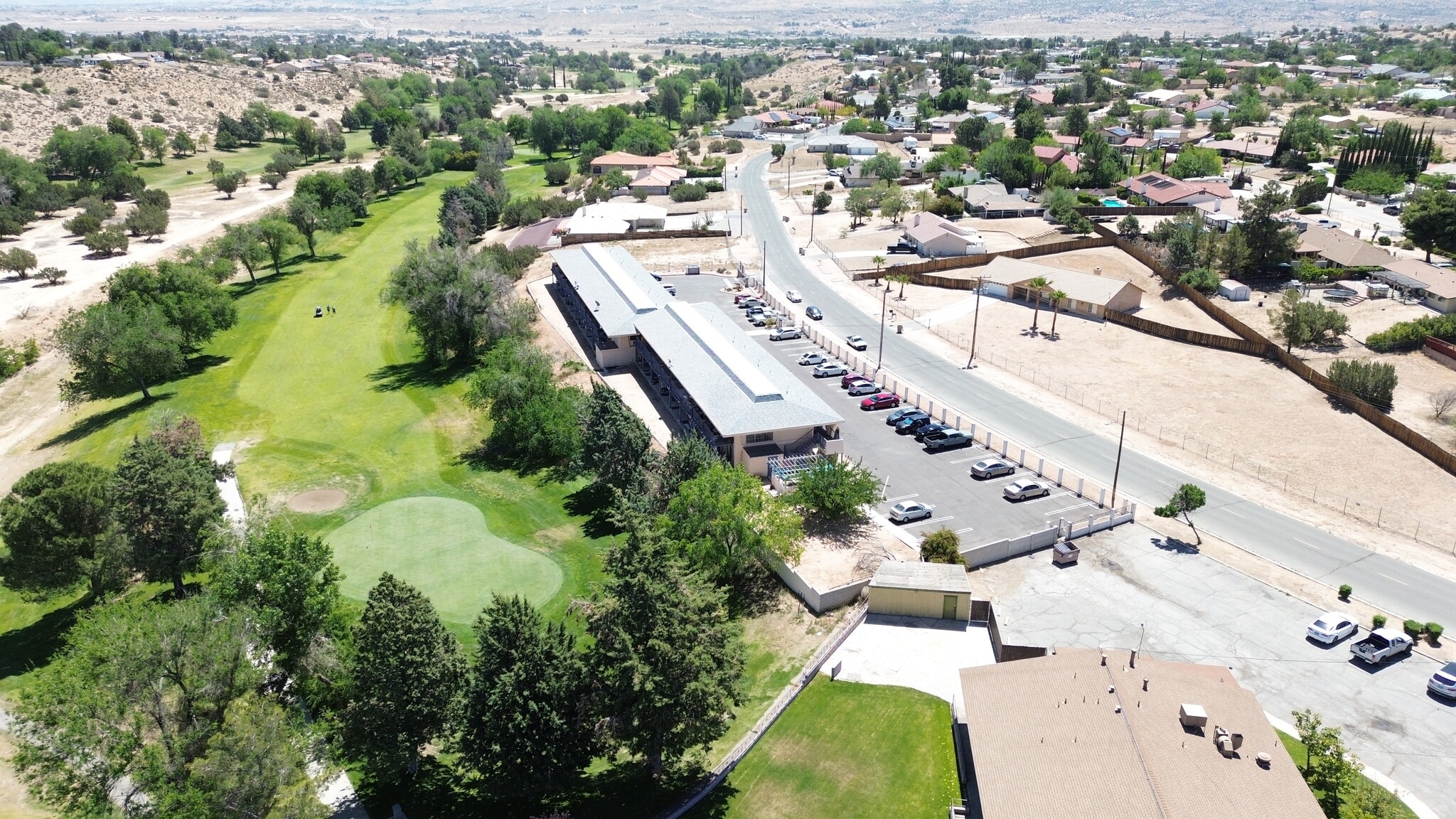 17990 Bangor Ave, Hesperia, CA for sale Primary Photo- Image 1 of 34