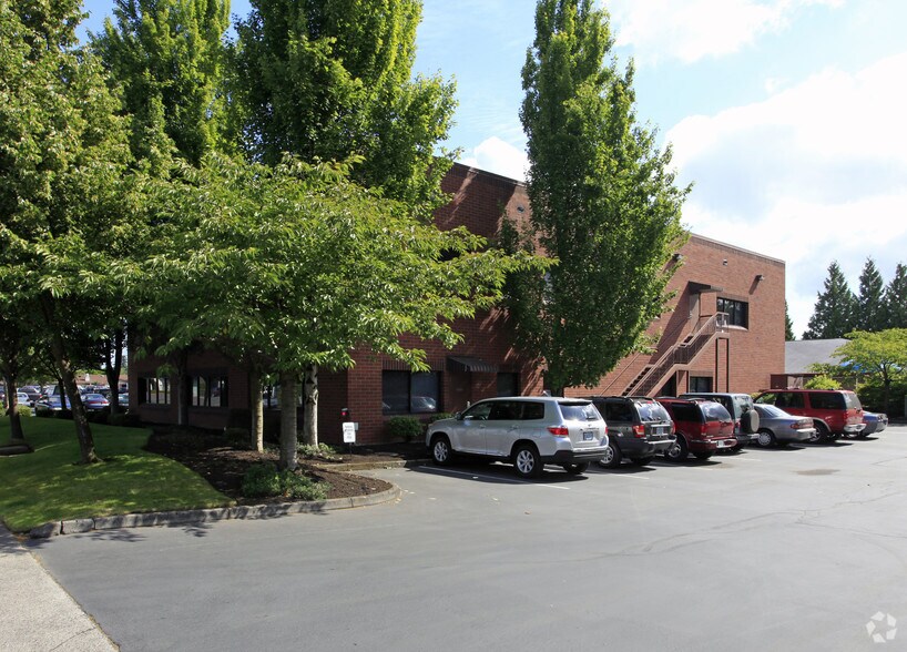 2150 NE Division St, Gresham, OR à louer - Photo du bâtiment - Image 3 de 3