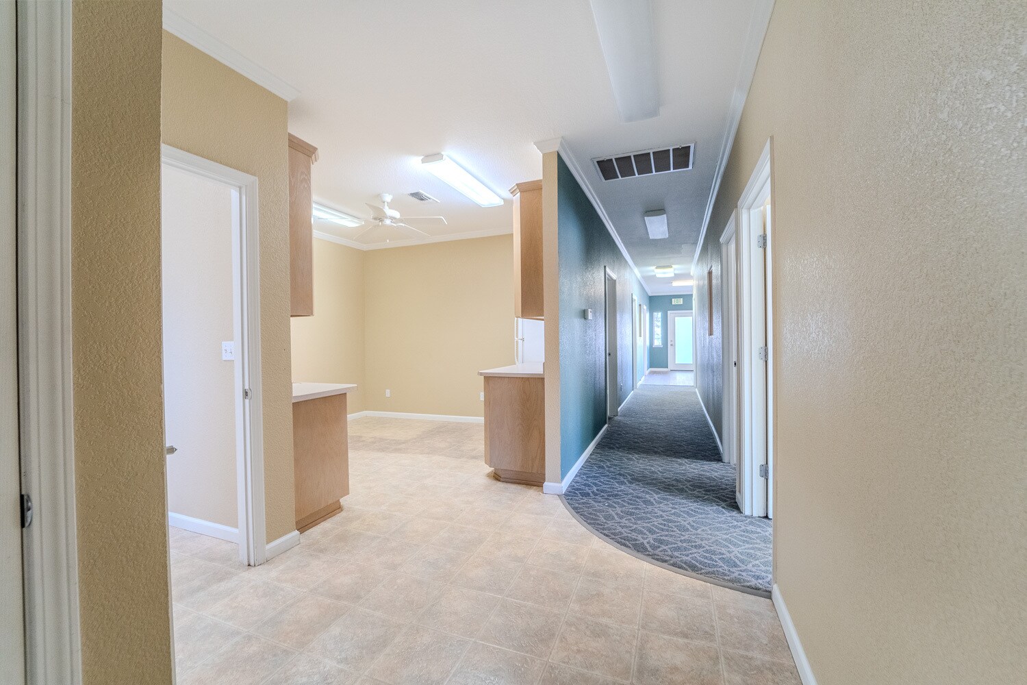 642 Bridge St, Yuba City, CA for sale Interior Photo- Image 1 of 25