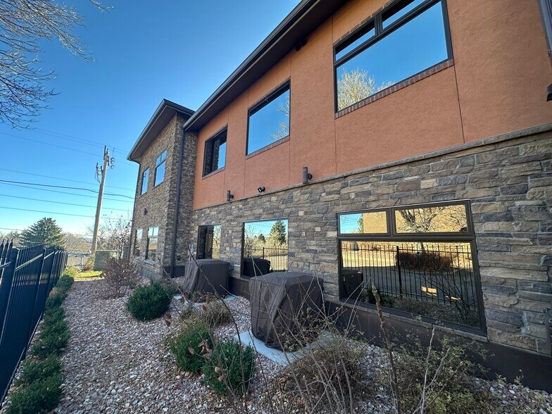 1038 Union Blvd, Lakewood, CO à vendre - Photo du bâtiment - Image 3 de 8