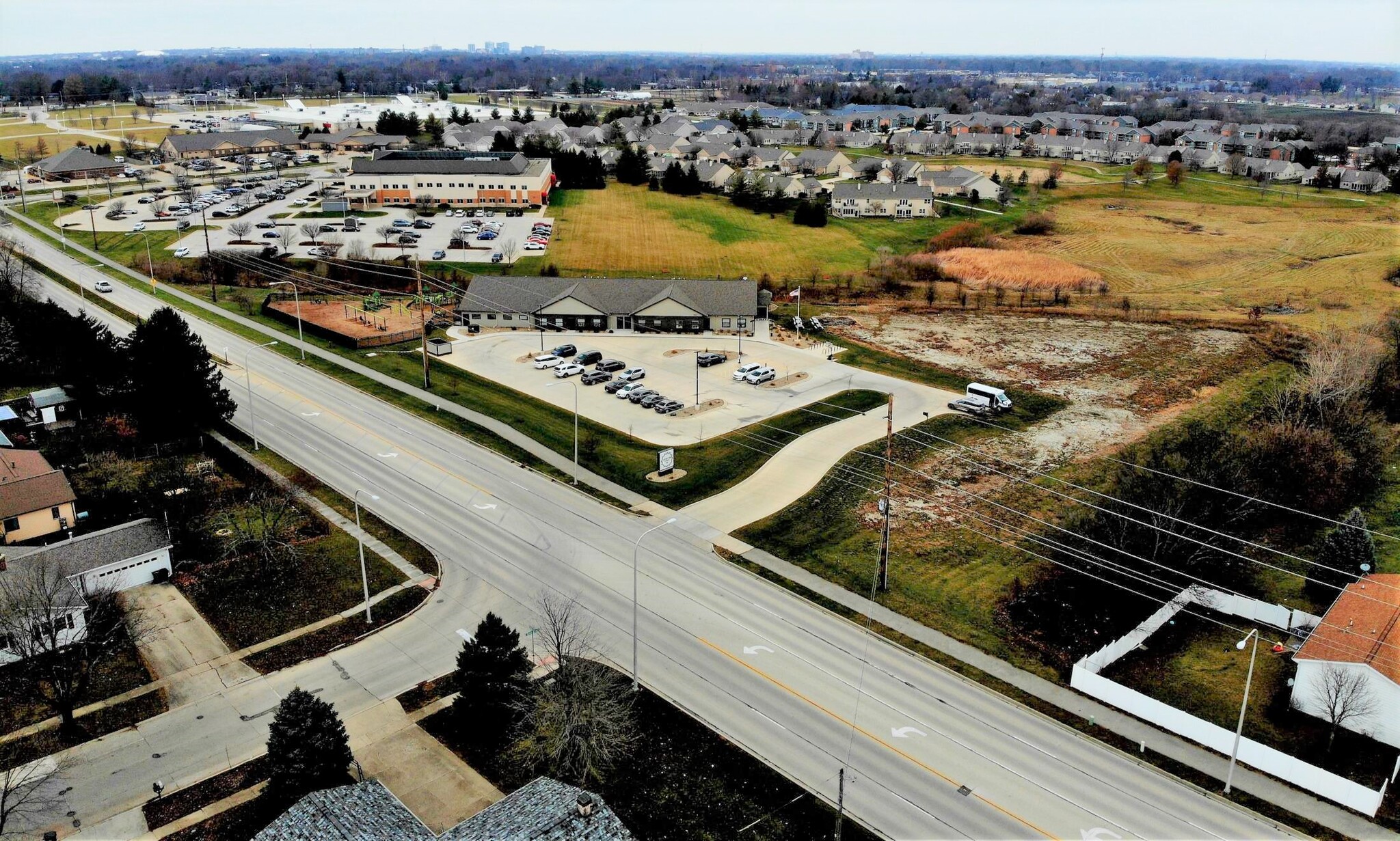 2002 Windsor, Urbana, IL for sale Primary Photo- Image 1 of 4