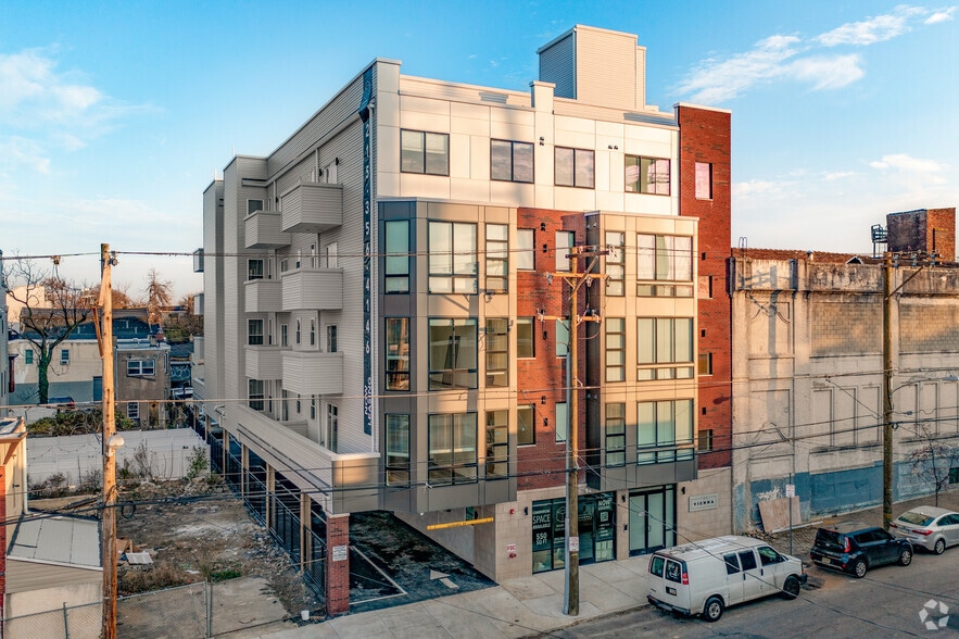 1539 N 26th St, Philadelphia, PA for lease - Building Photo - Image 2 of 5