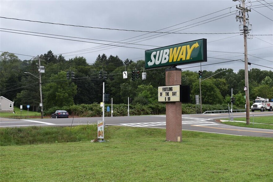 State Rt 434, Apalachin, NY à vendre - Photo du bâtiment - Image 3 de 4