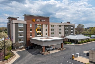 More details for 25105 Country Club Blvd, North Olmsted, OH - Hospitality for Sale