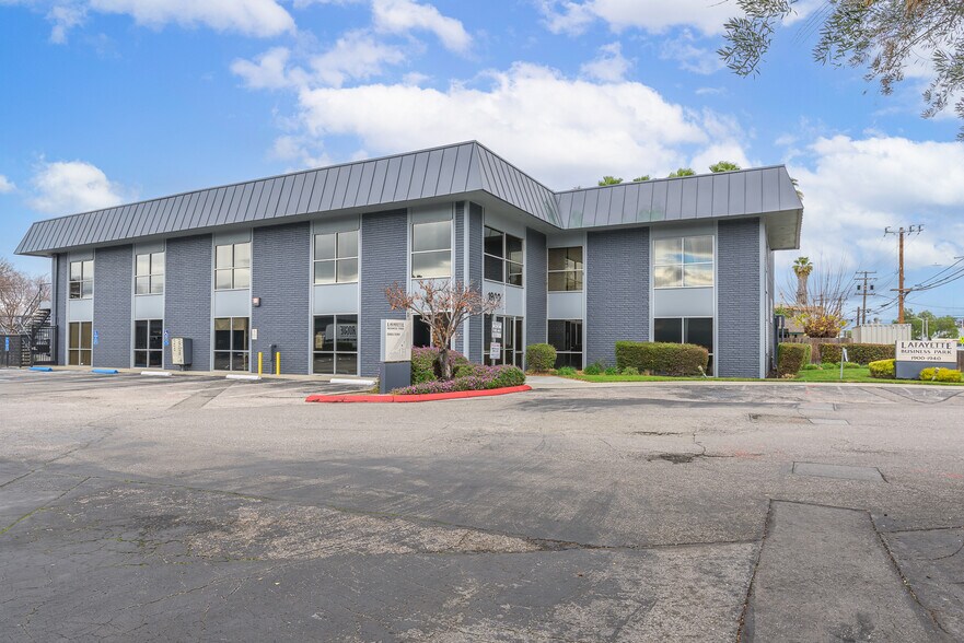 1900 Lafayette St, Santa Clara, CA à vendre - Photo du bâtiment - Image 2 de 19