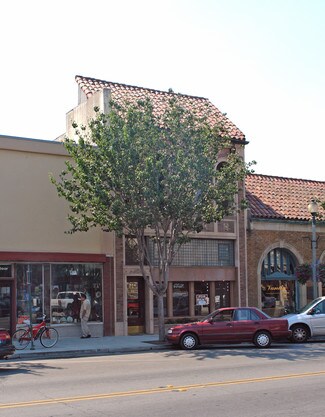 Plus de détails pour 852-854 E Main St, Santa Paula, CA - Bureau à louer