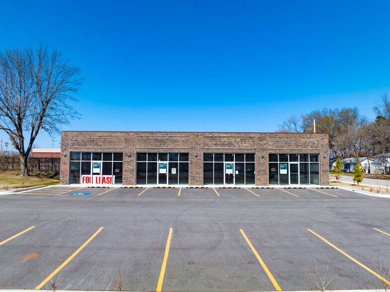 504 W Iola St, Broken Arrow, OK à vendre - Photo principale - Image 2 de 5