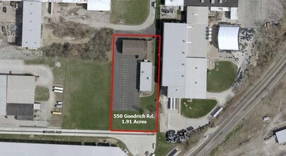 550 Goodrich Rd, Bellevue, OH - AERIAL  map view