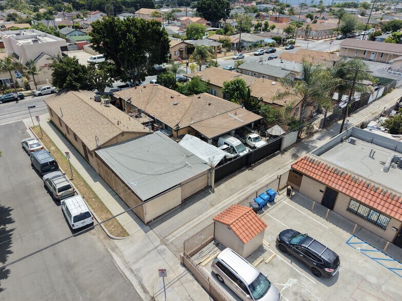 1327 E Mauretania St, Wilmington, CA à vendre - Photo du bâtiment - Image 2 de 42