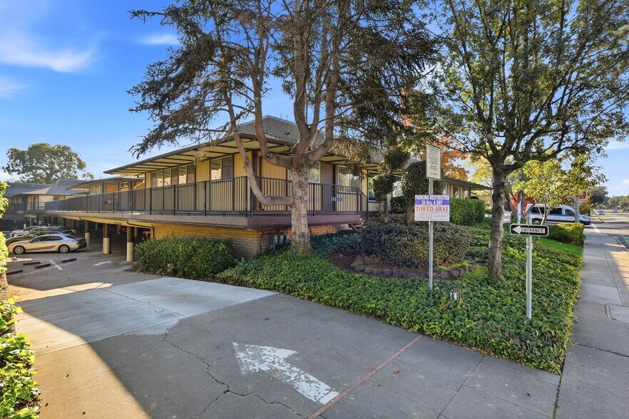 516 W Remington Dr, Sunnyvale, CA à vendre - Photo du bâtiment - Image 2 de 4