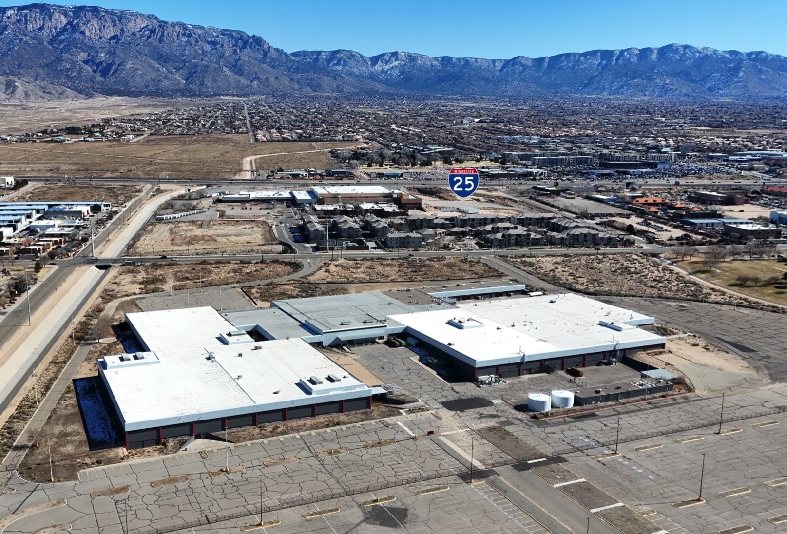 9201-9301 San Mateo Blvd NE, Albuquerque, NM for lease Primary Photo- Image 1 of 10