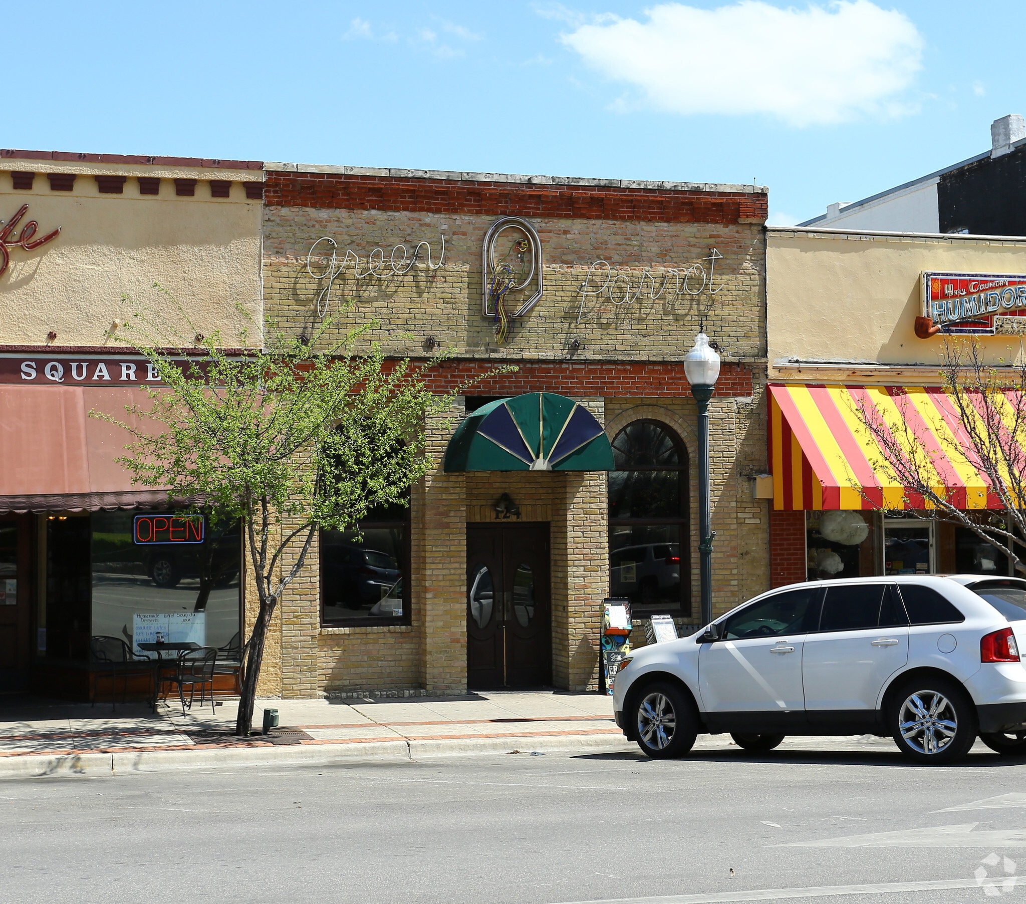 124 N Lbj Dr, San Marcos, TX for sale Primary Photo- Image 1 of 3