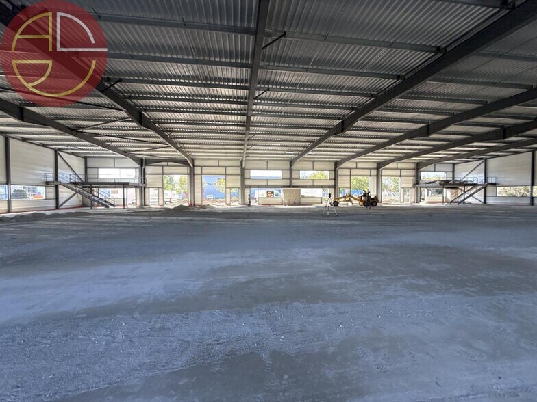 Industrial in Portet-sur-Garonne for sale - Construction Photo - Image 1 of 8