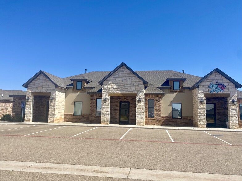 11915 Frankford Ave, Lubbock, TX for lease - Building Photo - Image 2 of 3