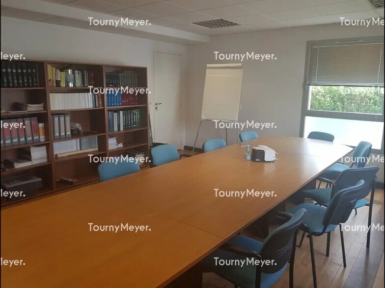 Bureau dans Betton à louer - Photo intérieure - Image 2 de 4