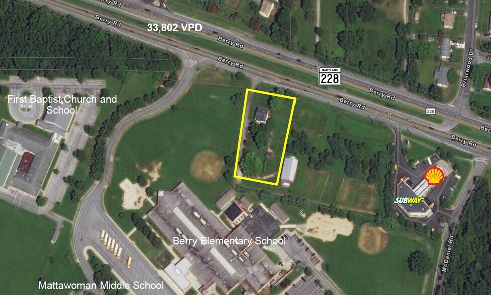 10165 Berry Rd, Waldorf, MD à vendre - Photo du bâtiment - Image 2 de 5