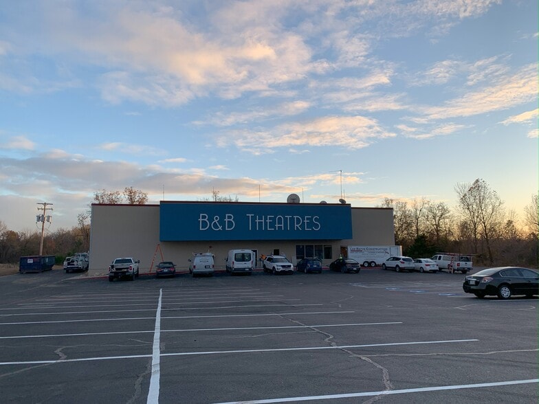 1601 Malcolm Mosby Dr, Neosho, MO for sale - Primary Photo - Image 1 of 1