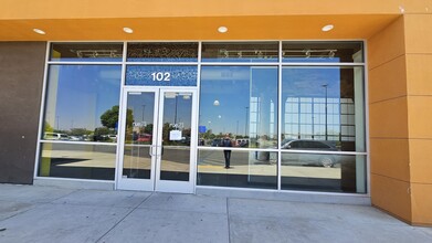 530 Woollomes Ave, Delano, CA for lease Building Photo- Image 2 of 2